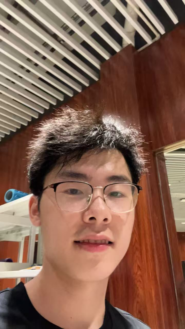 Photo of Bowen Zhang